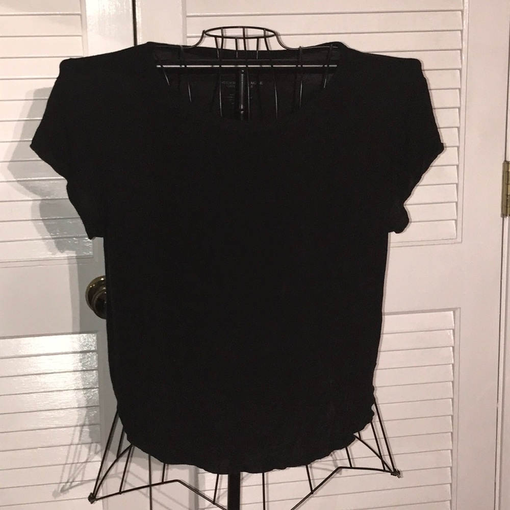 American Eagle shirt